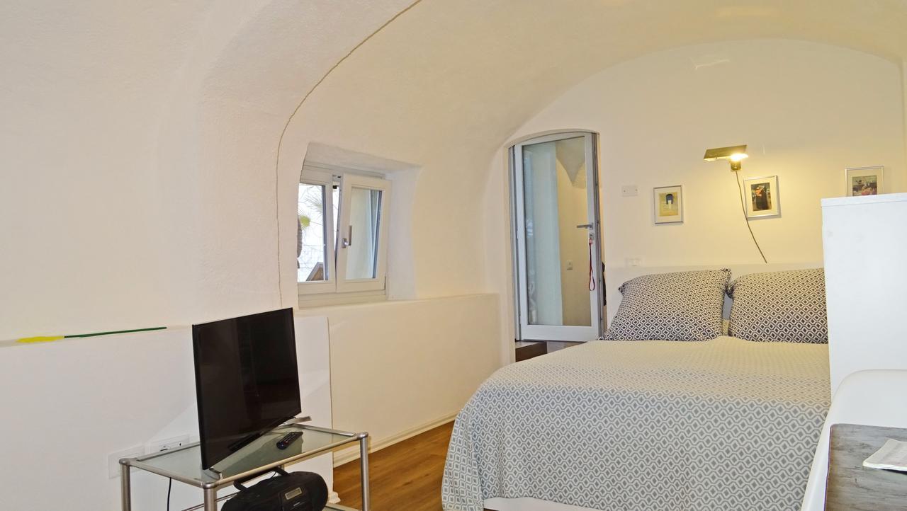 Casa Mele By Gardadomusmea Leilighet Tremosine Eksteriør bilde